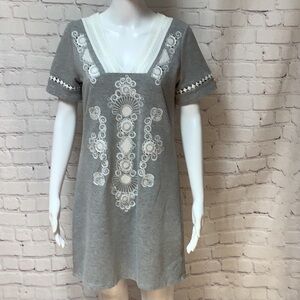 Mais Um Heather Gray Embroidered Short Sleeve V Neck Stretch T Shirt Dress Sz M